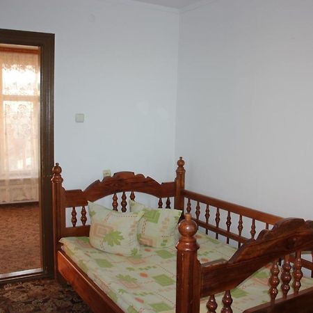 Hotel - Restaurant "Lion'S Heart" Velyka Omelyana Exterior foto